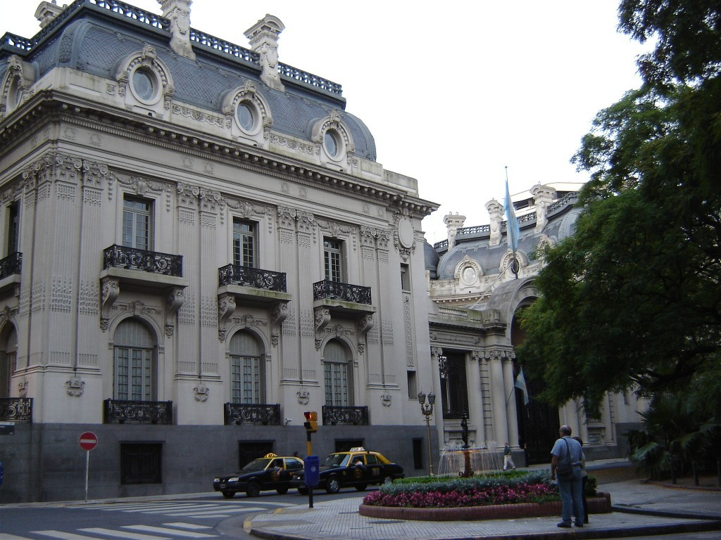 Foto del frente del Palacio San Martín (ex Anchorena)